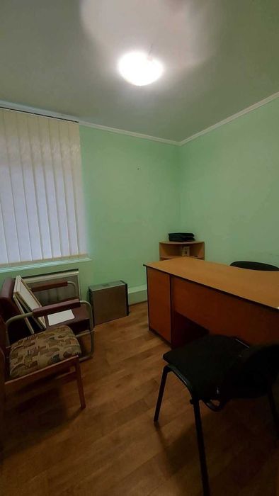 Продаю  приміщення по вул.Грушевського