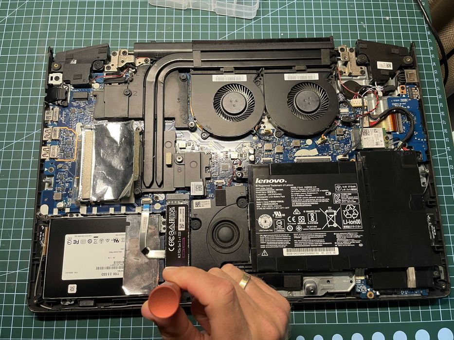 Kompfixer.pl - Serwis komputerowy | Kielce, Chęciny, Małogoszcz i okolice | Dojazd | Naprawa, składanie, modernizacja komputerów i laptopów |