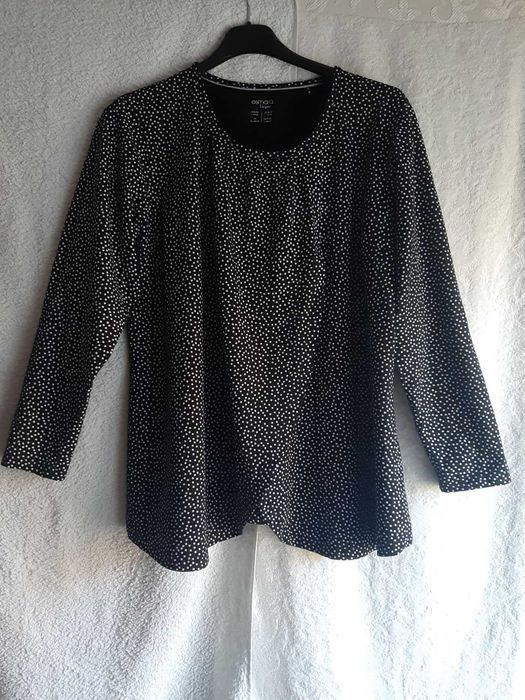 Ciekawa czarna bluzka w białe kropki, oversize,Esmara, r. M/L