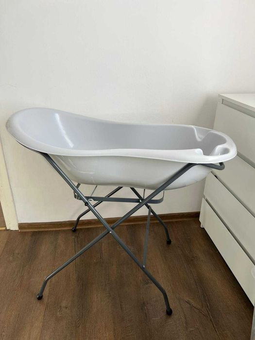 Wanienka ze stelażem