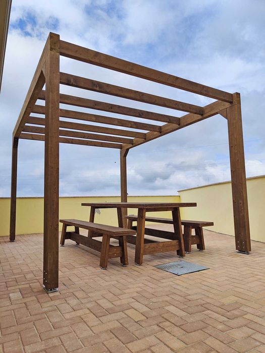 Mesas de Jardim Madeira Tratada - 8 a 12 Pessoas