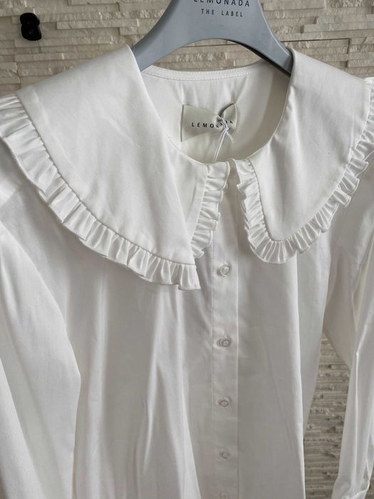 Lemonada nowa kolekcja białą koszula ozdobny kołnierzyk