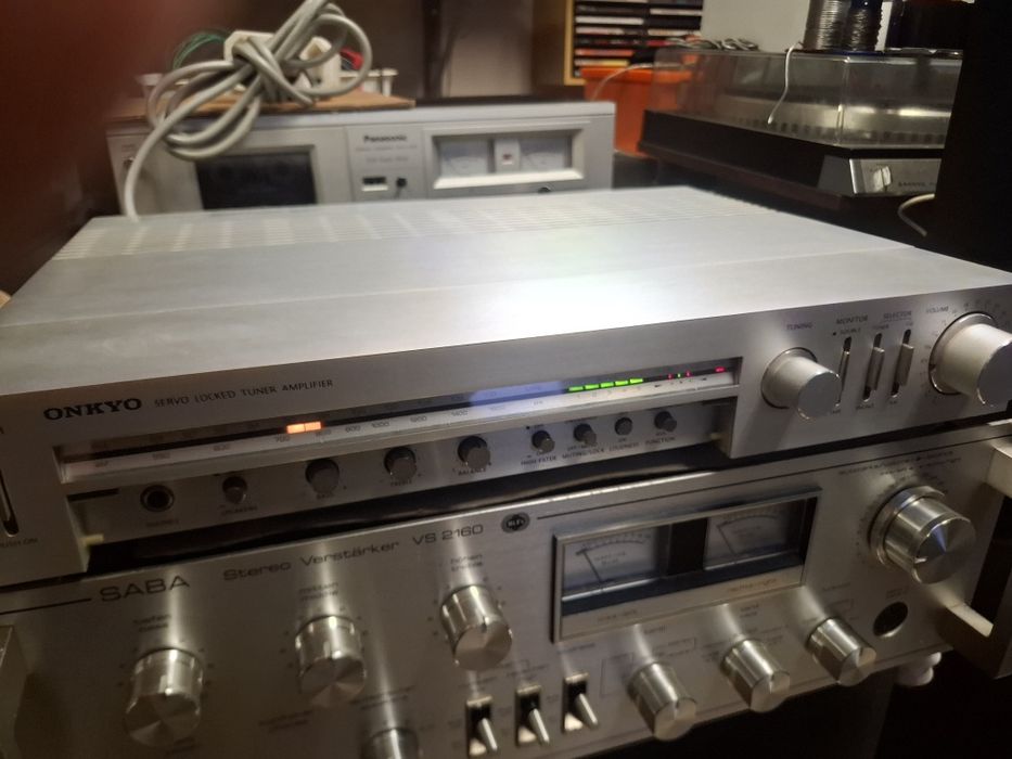 Amplituner Onkyo TX-20