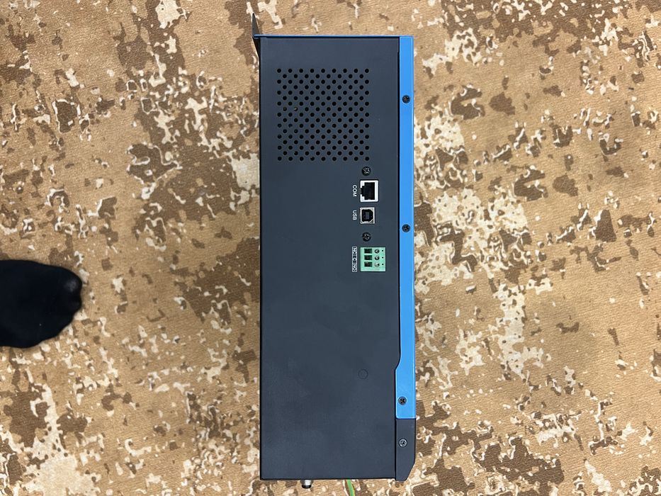 Сонячний інвертор перетворювач Voltpolska SINUS PRO ULTRA 6000 24/230 В (3/6 кВт)