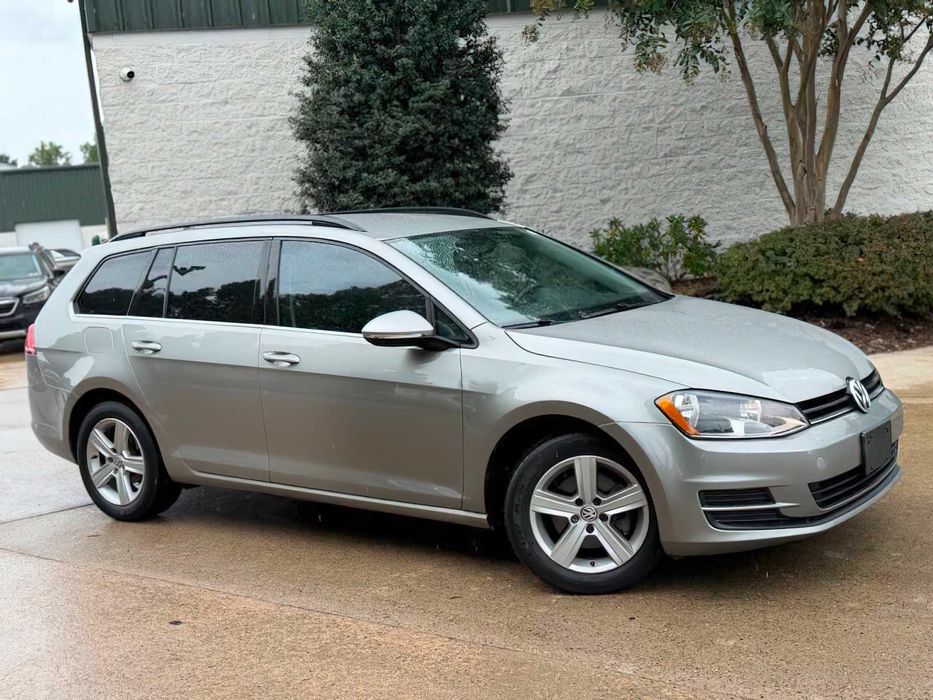 Volkswagen Golf SportWagen      2015
