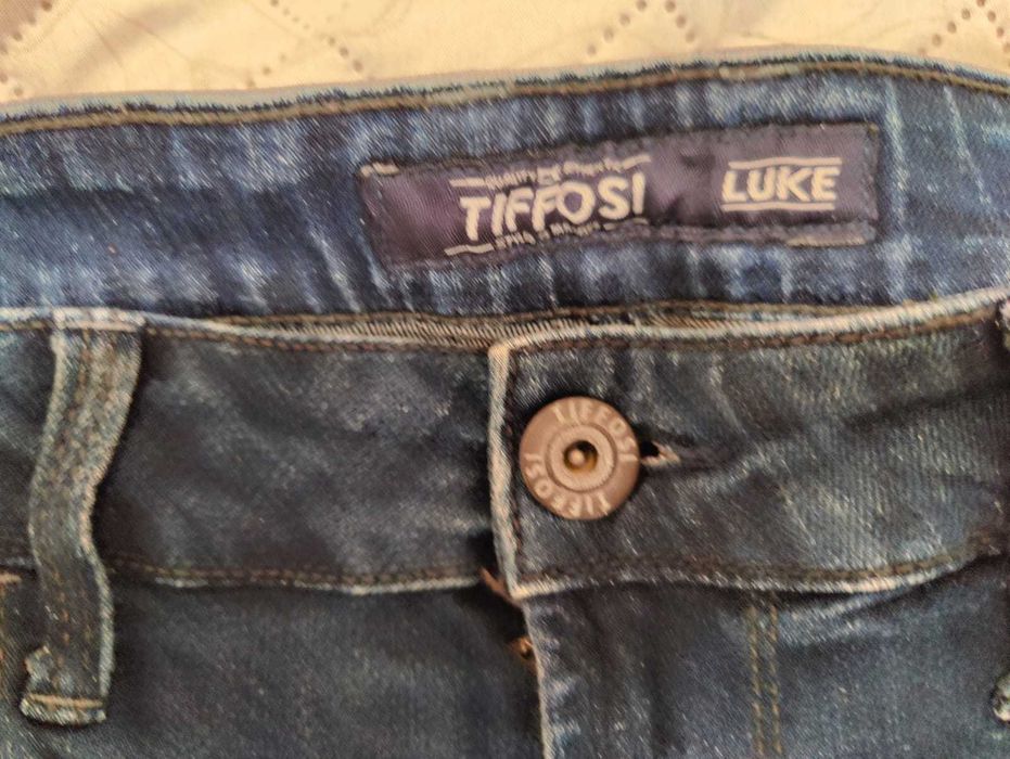 Calças de ganga Tiffosi Luke tam. 42 em excelente estado