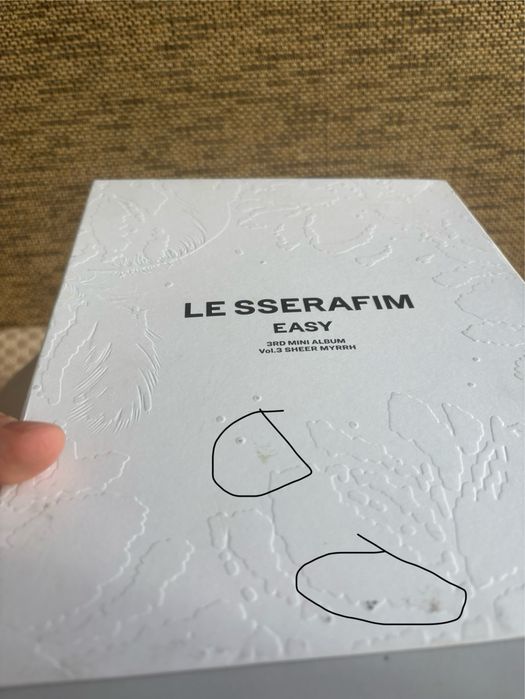 Оригінальний альбом easy - le sserafim