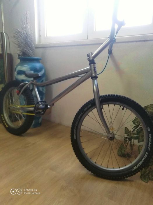 Bicicleta de trial