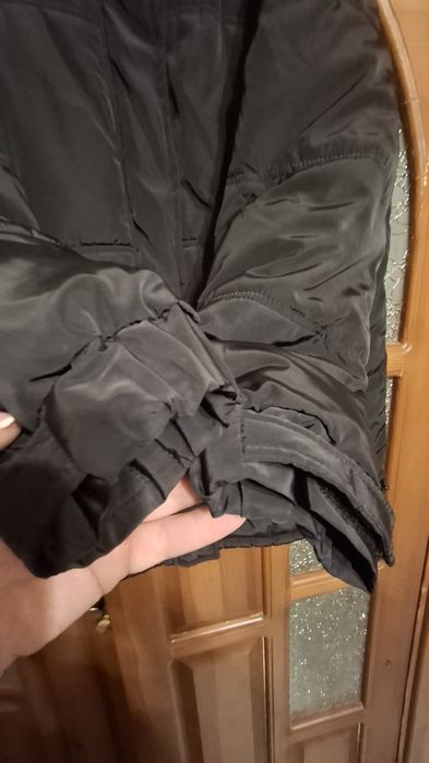 Куртка жіноча чорна