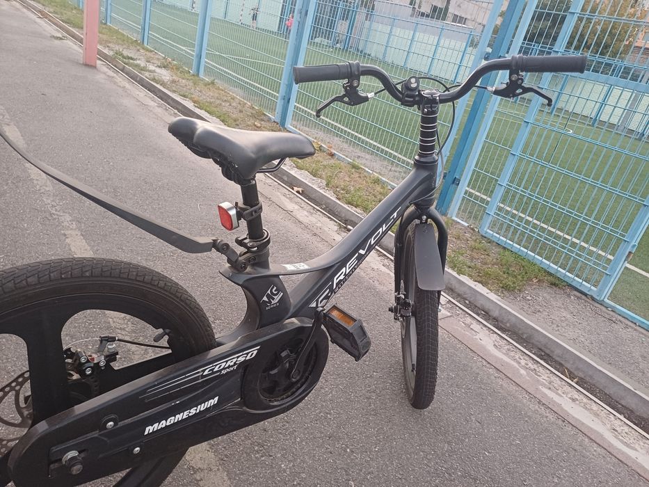 Детский велосипед на 18 колесах ездил всего год