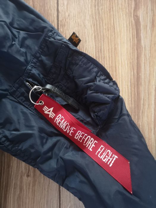 Kurtka bombierka alpha industries
