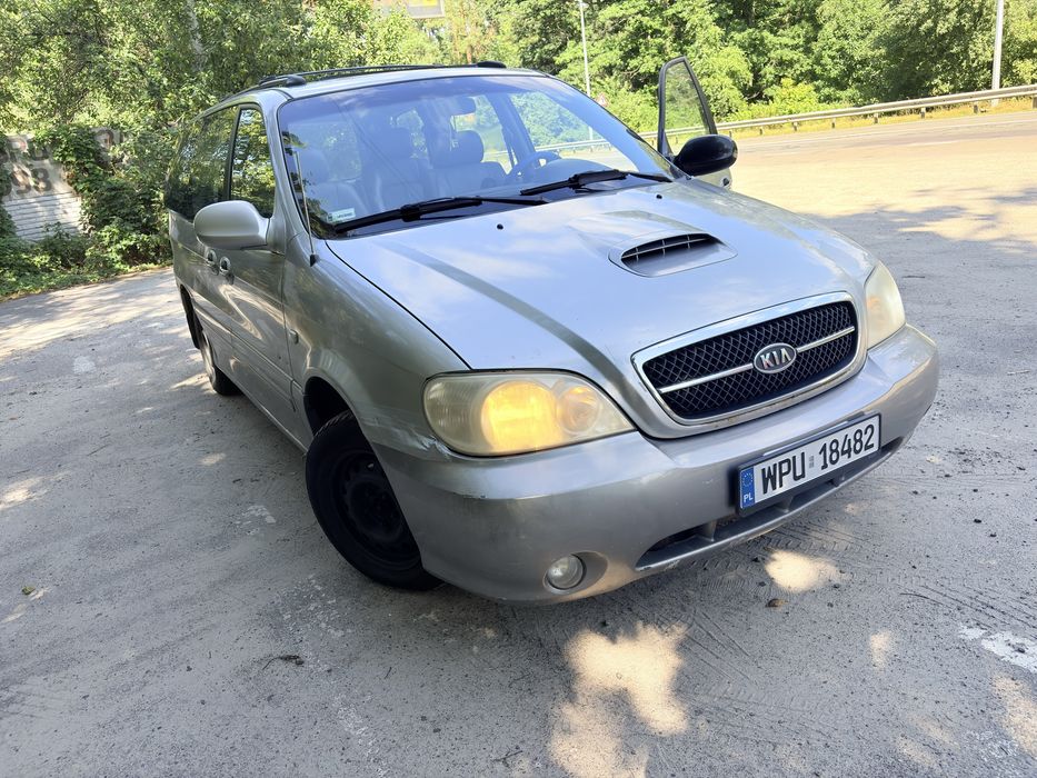 Kia Carnival 2003 • 2.9 дизель • автомат