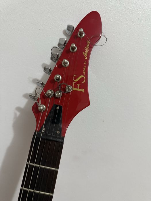Guitarra eletrica aria pro II