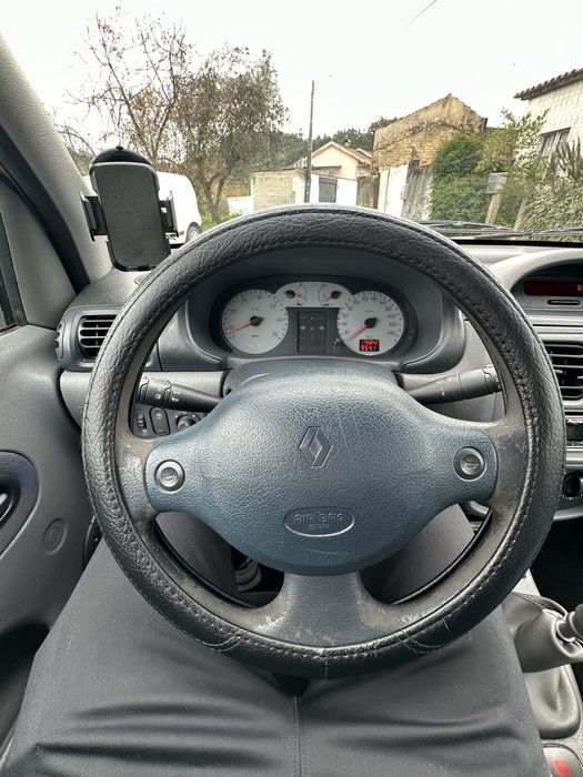 Renault clio 2 1.6 16v