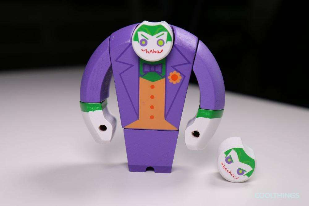 Joker - Boneco de madeira (novo)