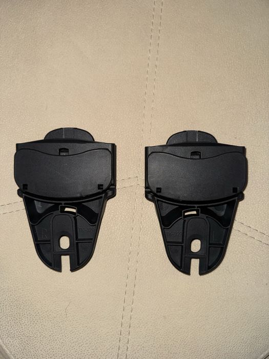 Adaptadores  Leona e Zelia