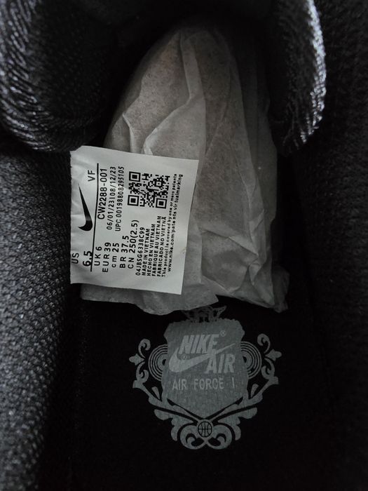 Nike AirForce 1 07 rozmiar 39 nowe czarne