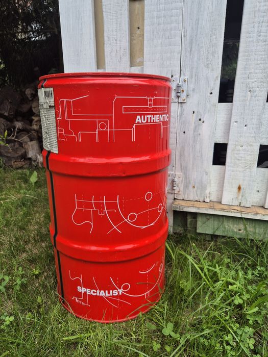 Beczka po oleju  motul 60l