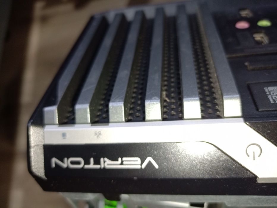 Komputer stacjonarny