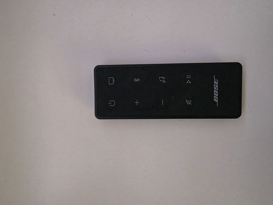 Vendo barra de som bose ultra em branco