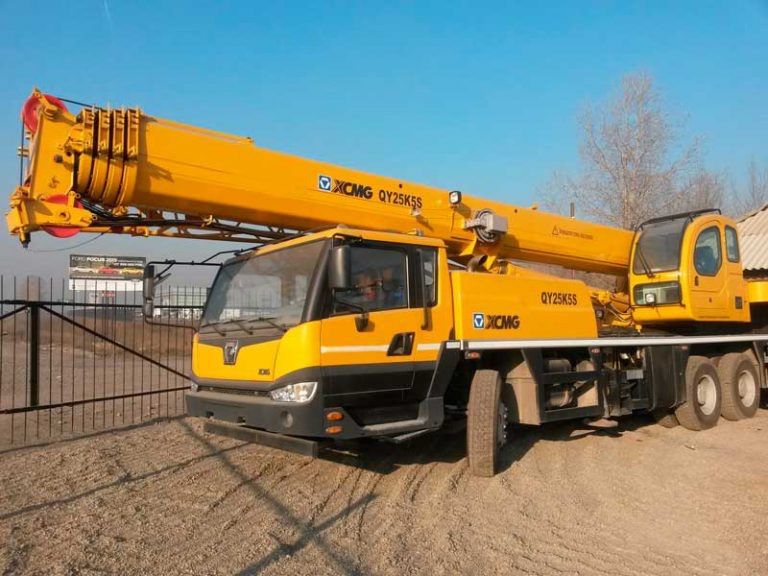 25 тонн 38м+ гуськом 8,3м китаец Аренда Услуга автокрана