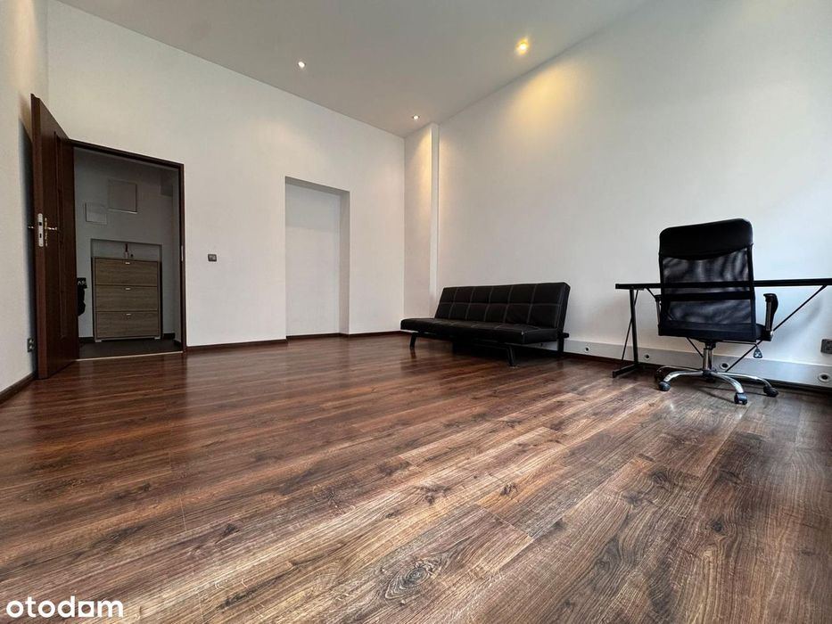 Lokal na wynajem – 65,46 m² – Centrum – idealny pod kancelarie gabinet