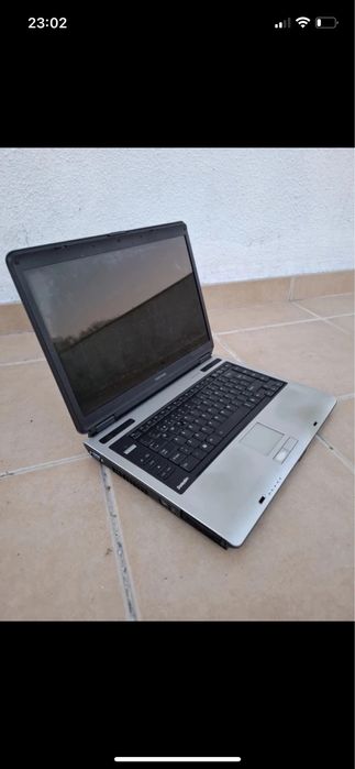 Fujitsu-Siemens Esprimo Mobile + Toshiba Satellite64284539219331123