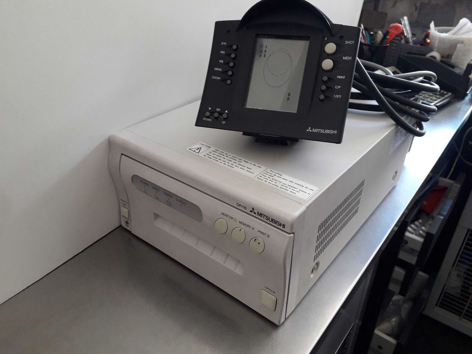 maquina de fotos tipo pass com impressora e flaxe