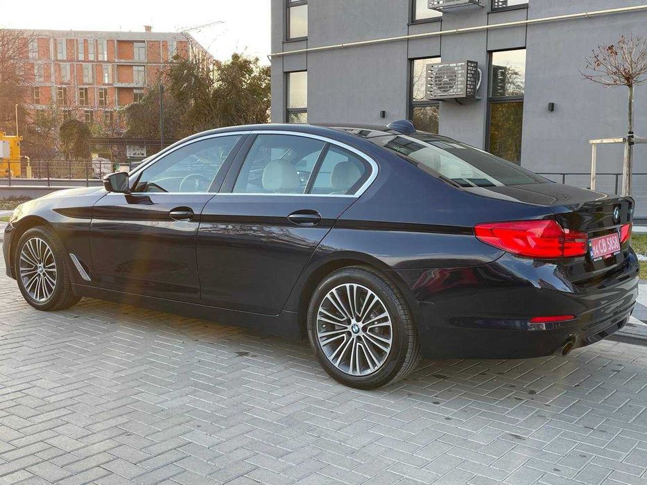 BMW 5 Series 2019