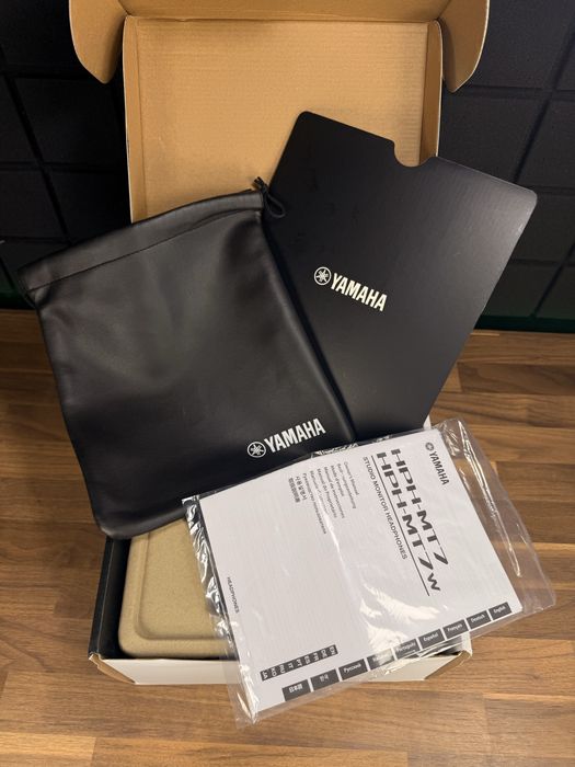Yamaha HPH-MT7-W (БЕЗКОШТОВНА доставка)