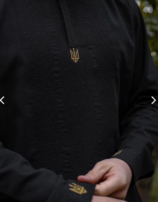 Чоловіча стильна вишита сорочка, вишиванка