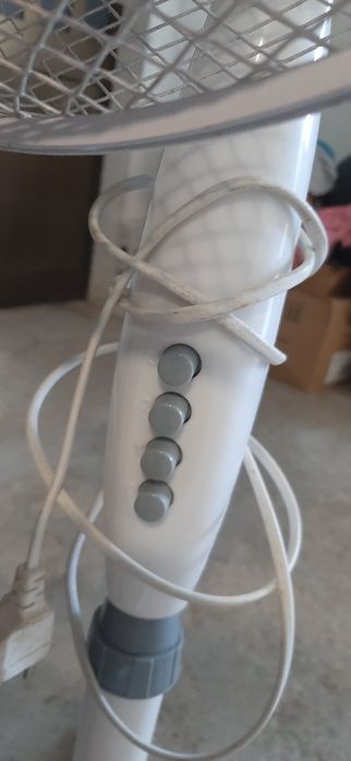 Ventoinha portátil giratória