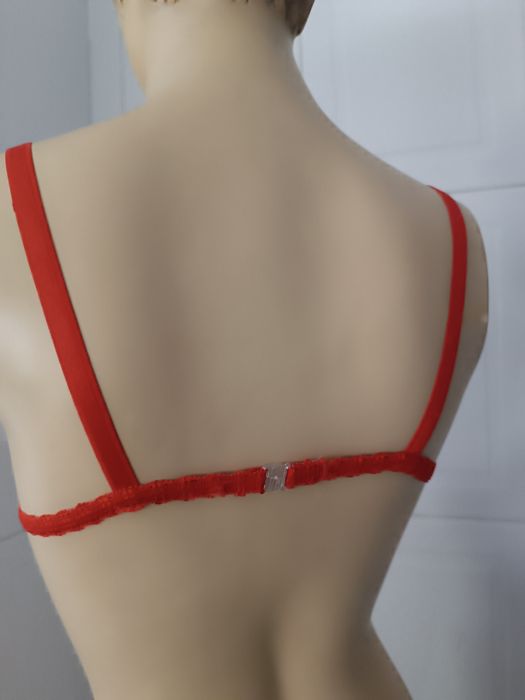 Soutien Aberto. Vermelho com Lantejoulas. Tamanho S