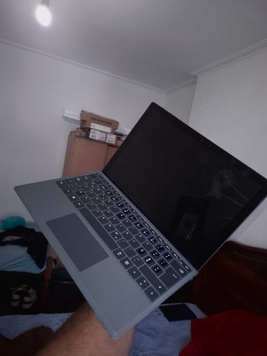 Surface Pro 7 i5 | 8GB | 256GB SSD | Teclado | Excelente estado