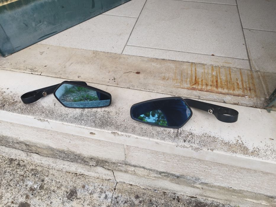 vendo dois espelhos para moto