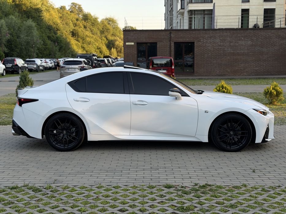 Lexus IS 350 2023p / 64 тис км / задній привід