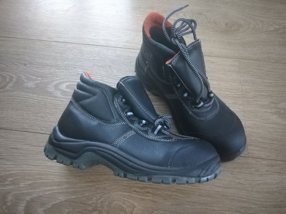 Buty męskie roz. 40 Nowe