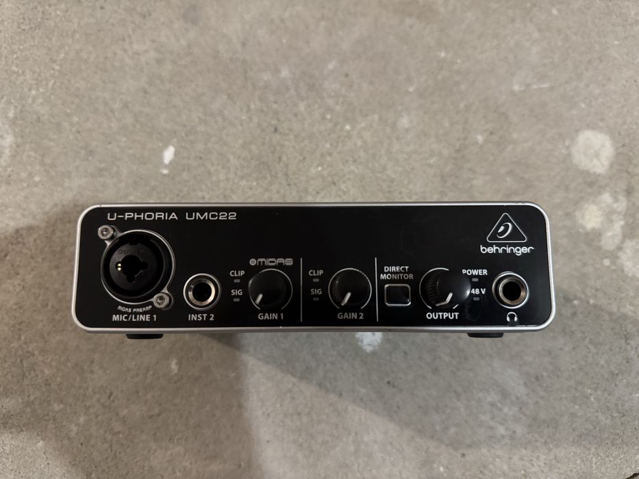 Interfejs audio BEHRINGER UMC22 u-phoria