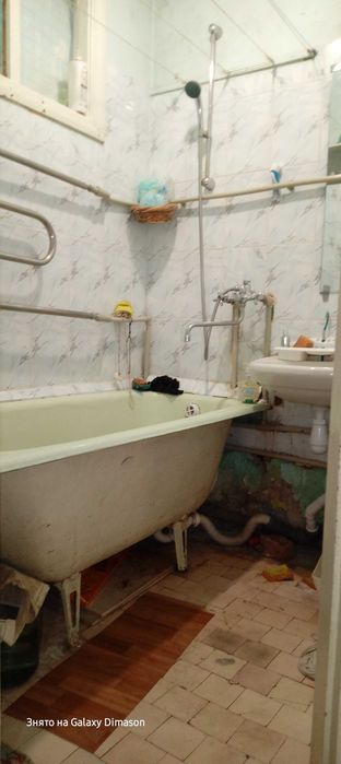 Продам 3 кімнатну квартиру Зигіна. код 4033