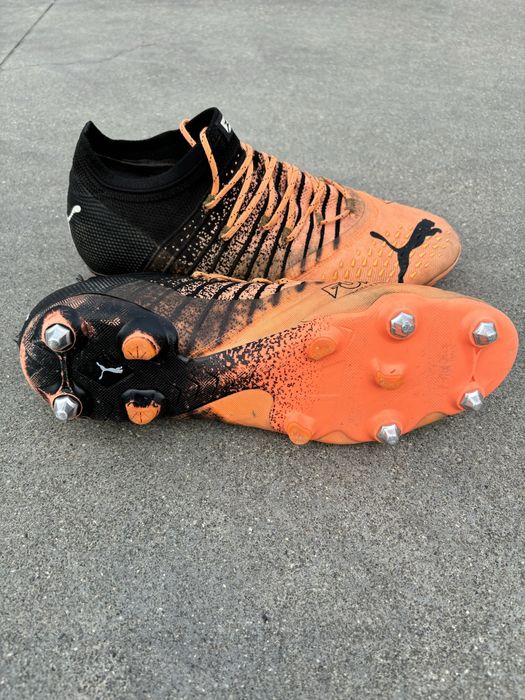 Chuteiras Puma - relva natural