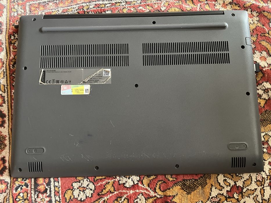 Laptop lenovo ideapad 330 + torba na laptopa