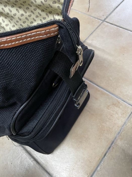 Saco e necesssaire64738947926915121