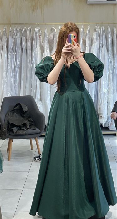 Сукня для випускного