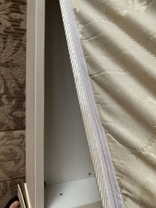 ліжко односпальне