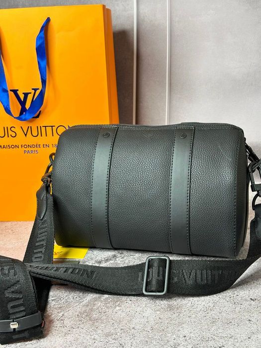 Сумка louis vuitton