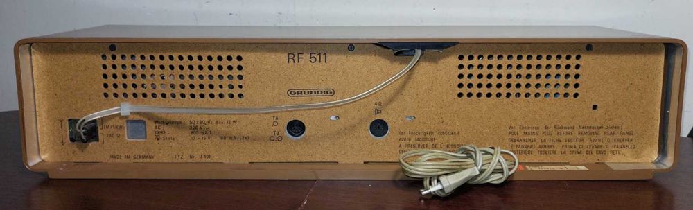 радіоприймач Grundig RF-515