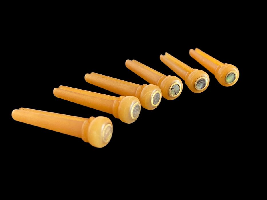 Pins em osso de camelo c/ pontos abalone Guitarra Folk