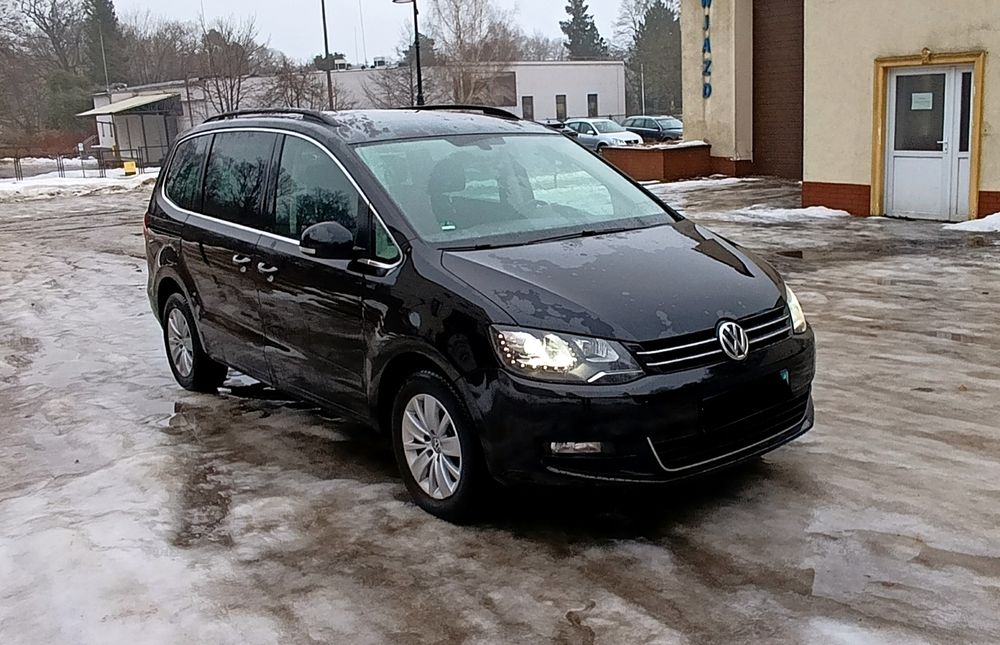 VW Sharan 2.0 TDI 150 km Automat DSG 2015 LED Navi kamera bi Xenon