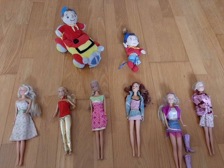 Bonecas (Sharpay High School Musical 2, princesa Disney,  Noddy)