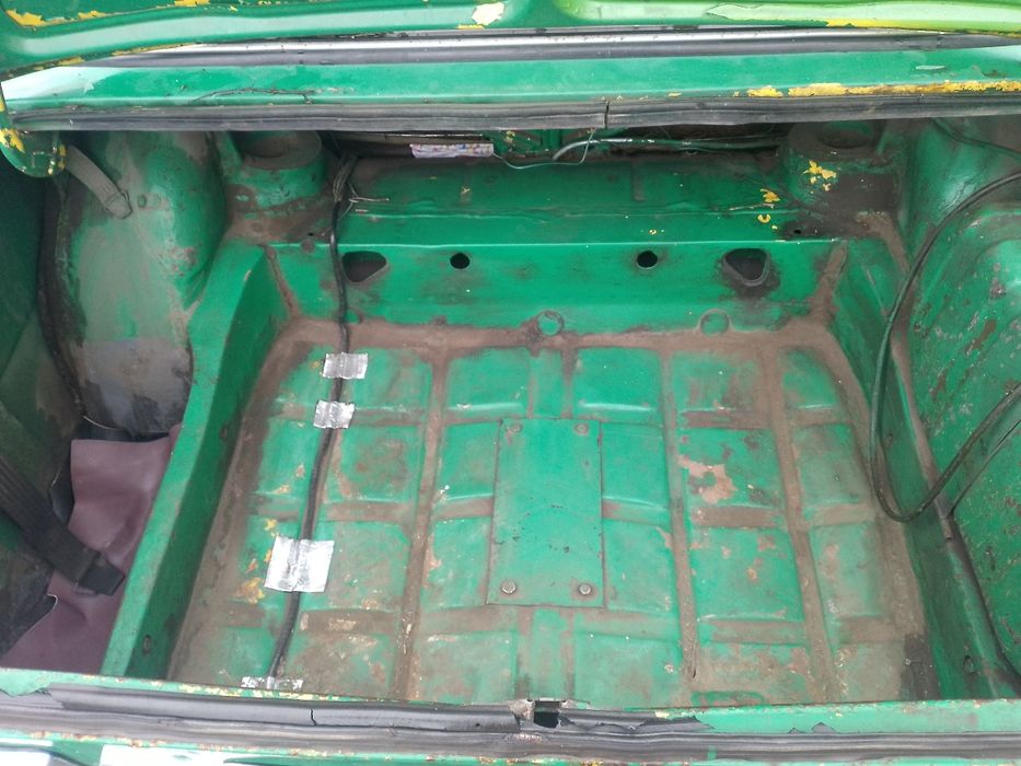 Продам ваз 2101 всі питання за номером телефону пишіть дзвоніть .